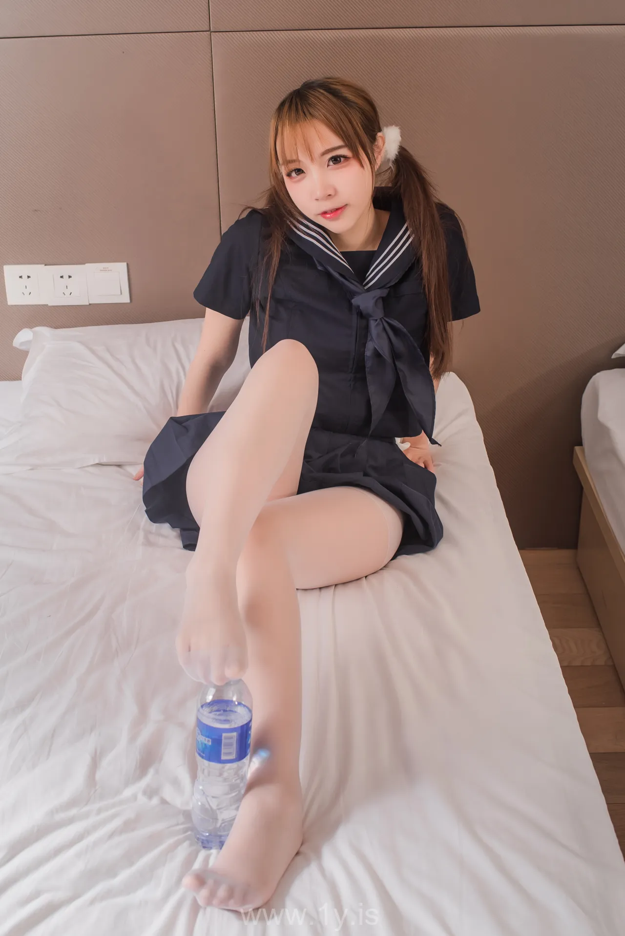 Nisa（二佐） Vol.051 Well-developed & Well Done Chinese Beauty 制服黑三本